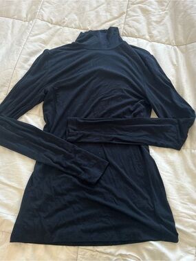 Babaton Black Long Sleeve Turtleneck‎ Top